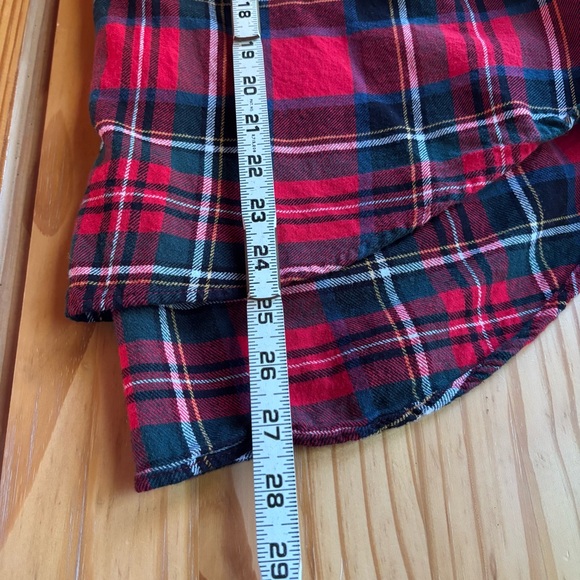 Old Navy Women’s the Boyfriend Red Plaid Flannel L Cabincore Holiday - Picture 13 of 14